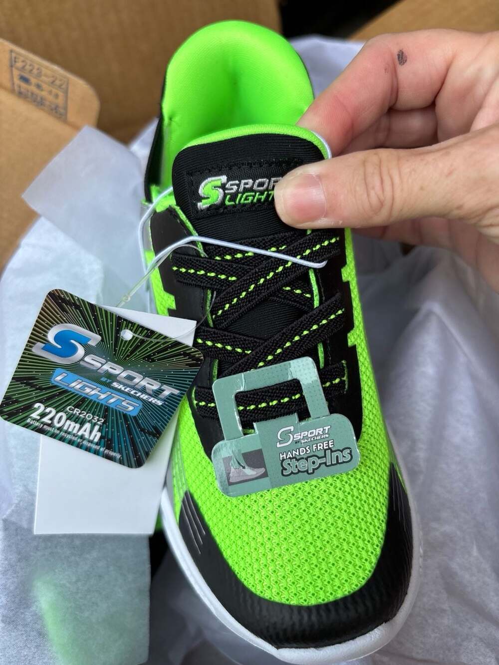 S Sport by Skechers Myles Size 11 Green Light Up Sneakers